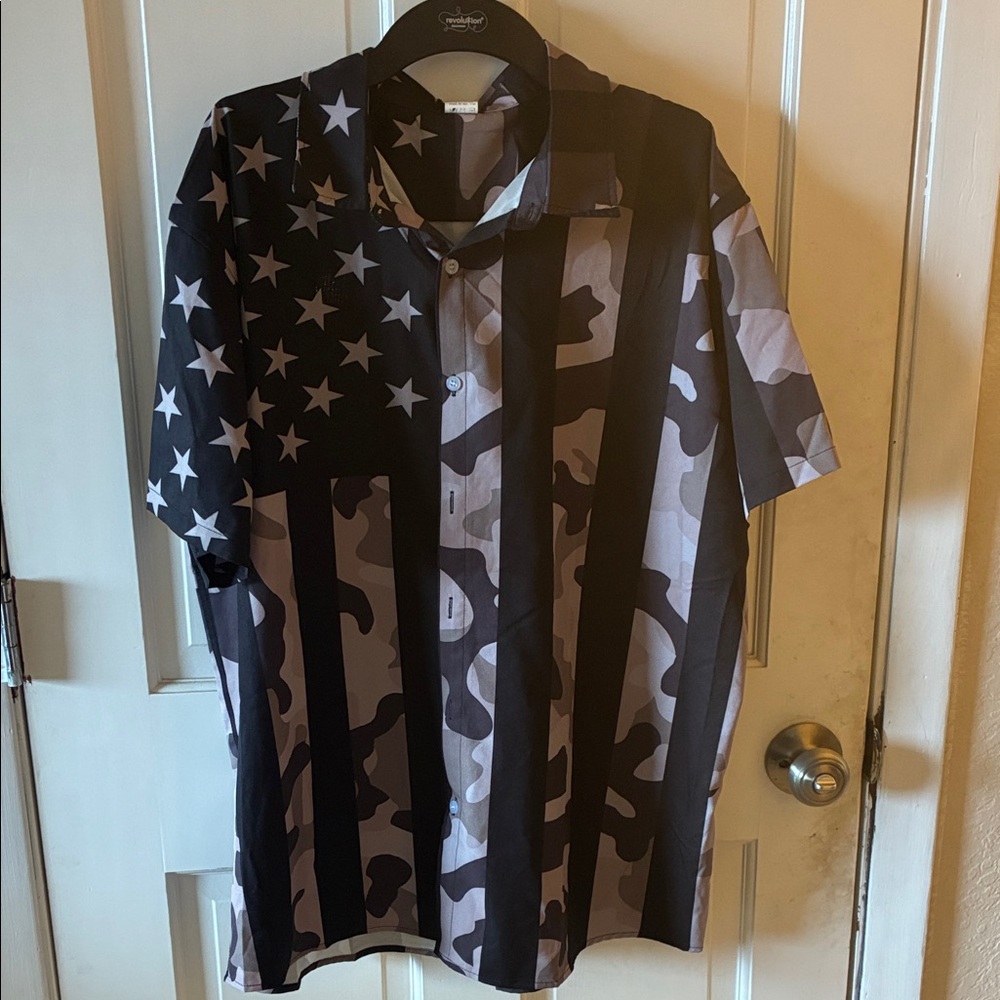 Men's Star and Camouflage Button Down Shirt